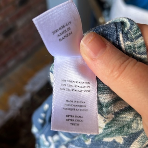 ***LIKE NEW*** RAILS AMELIE TIE FRONT SHIRT‎ IN BANZAI - Picture 9 of 11